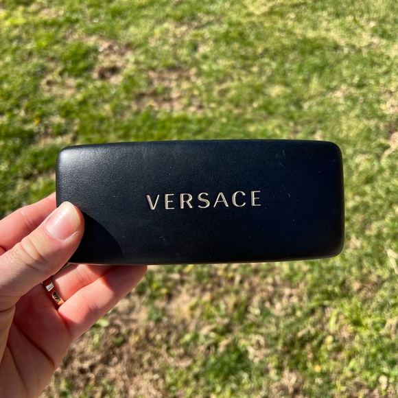 Versace sunglasses - Picture 5 of 6
